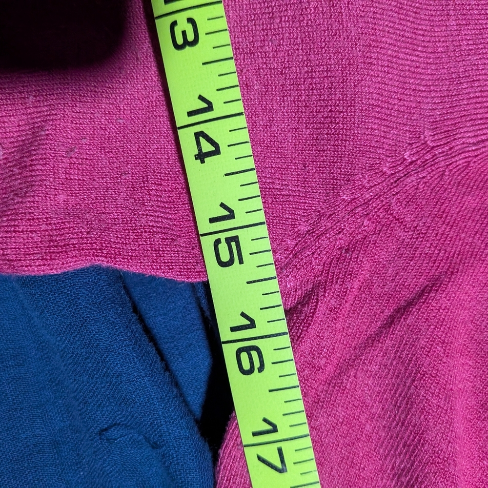 Fuchsia Cropped MAK Cardigan - Picture 4 of 4